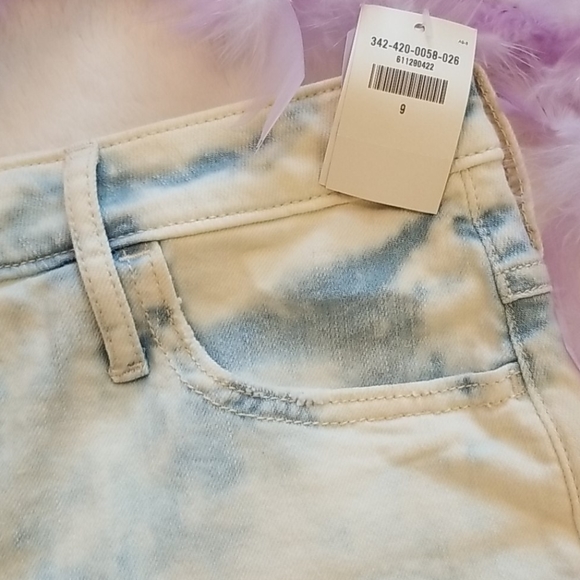 Women's or Junior's Hollister Denim Skirt New With Tags Size 9 - Picture 3 of 7